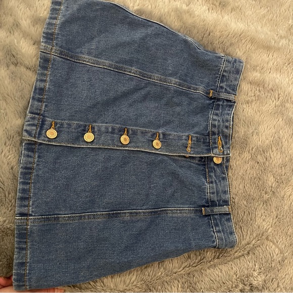 Forever 21 Denim Button-Up Skirt / Mini-Skirt Size S - Picture 2 of 5